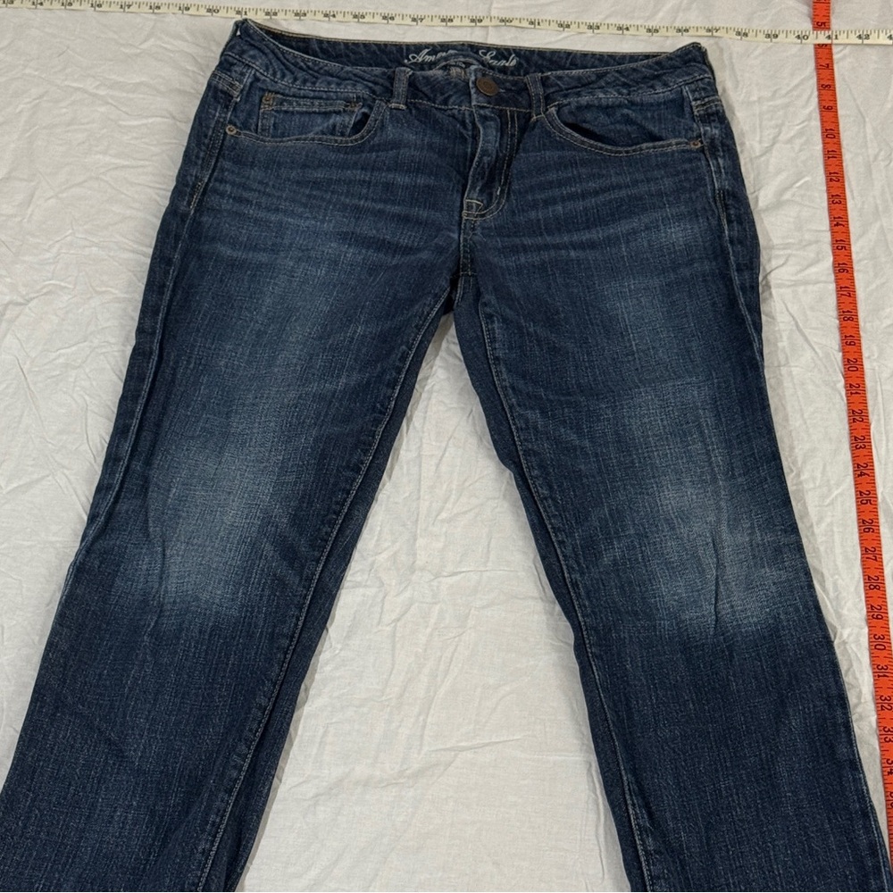 AE American Eagle Boy Fit Cropped Blue Jeans